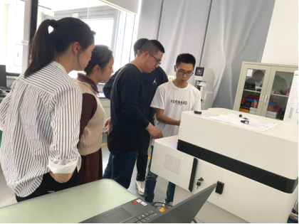 我院组织教师前往企业开展观摩学习活动