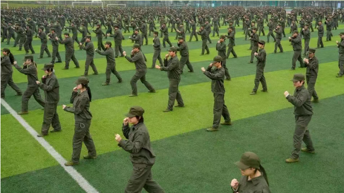 2025级新生集合完毕，正式开训！