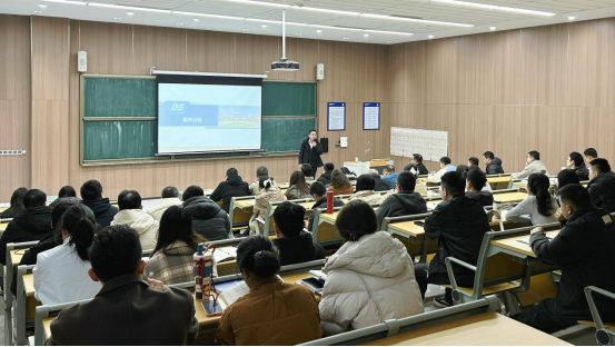智能制造学院、智能控制学院联合举办“行动导向教学法应用案例分析” 主题教研活动