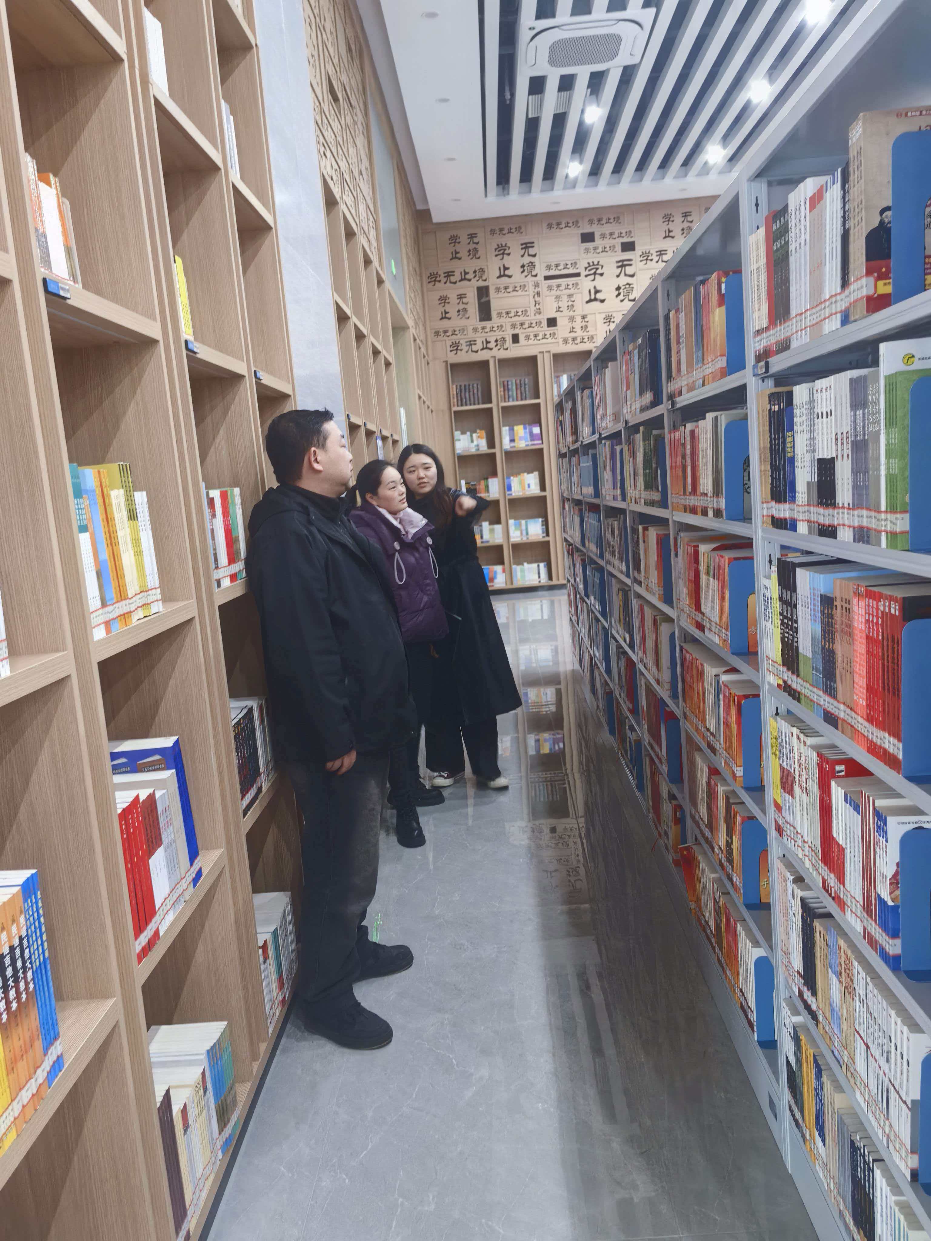 重庆现代制造职业学院2025年年终盘点