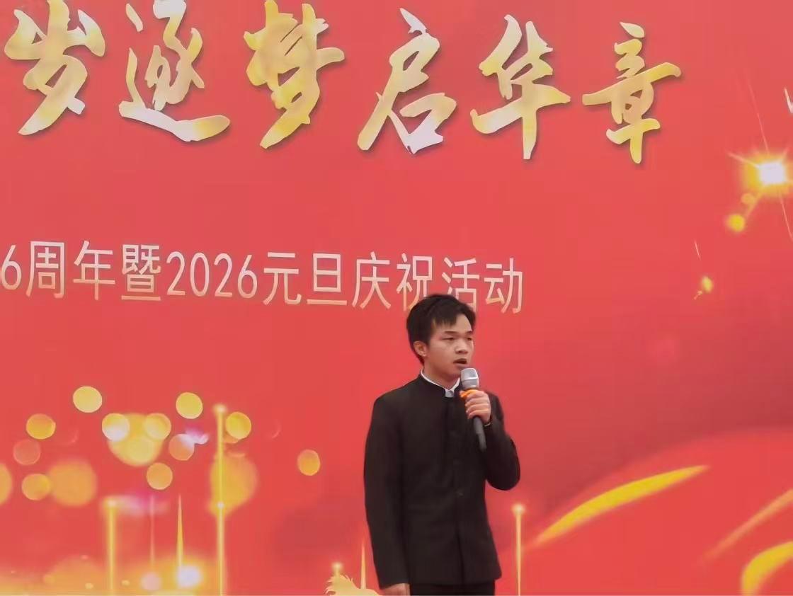 e8e4459837667c3f877611adc67c162d