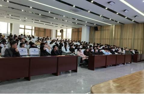 数智商学院召开2025级菁英班宣讲启动会