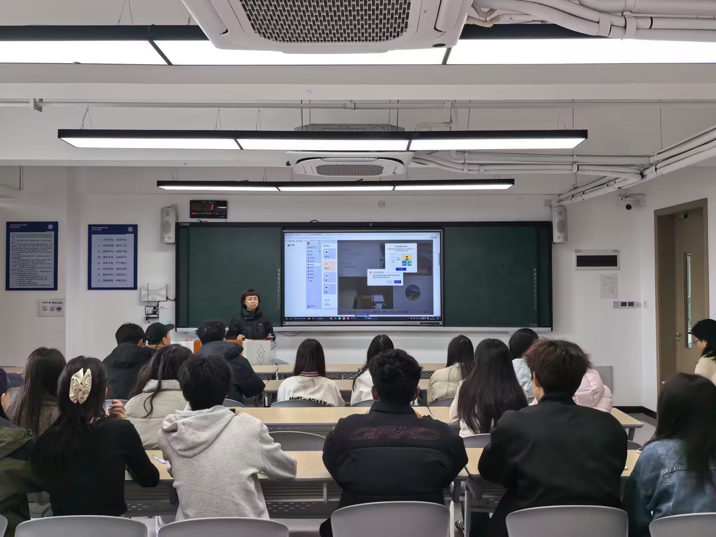 9cfcf84b11fb4ffa597bdd8c462acbf5(1)