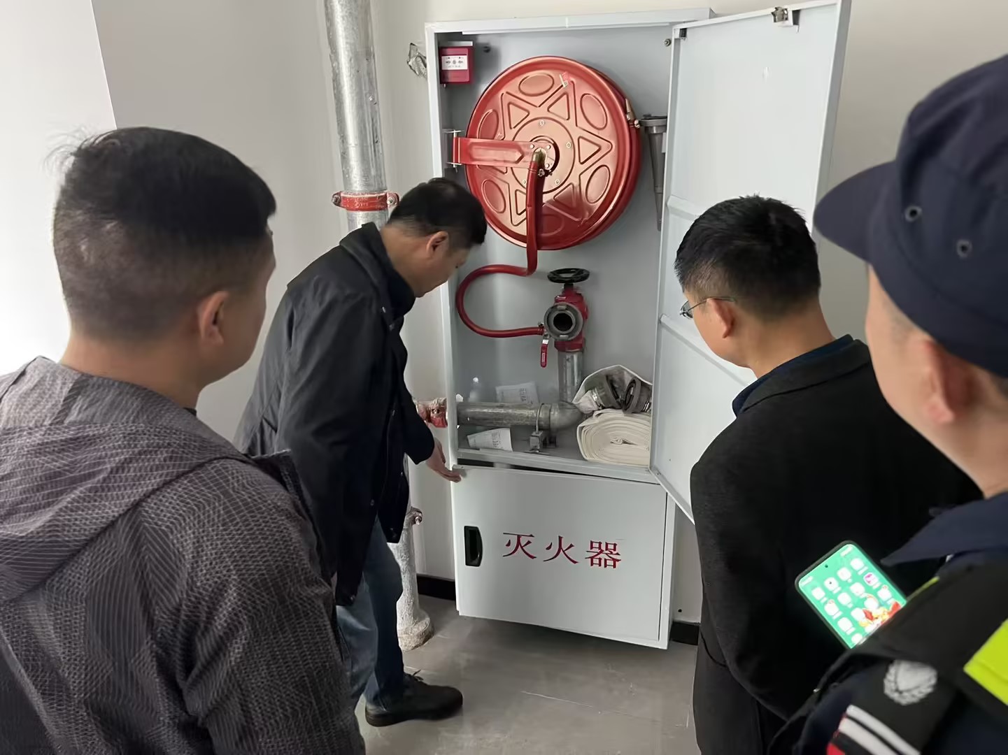 严守安全底线 护航清明假期｜重庆现代制造职业学院开展清明节前校园安全大检查