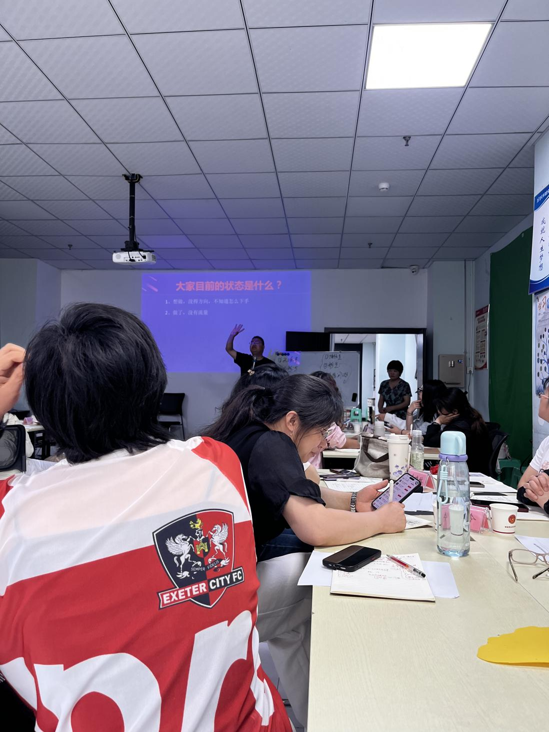 联合资深职业培训学校,探索“双证书”育人新范式