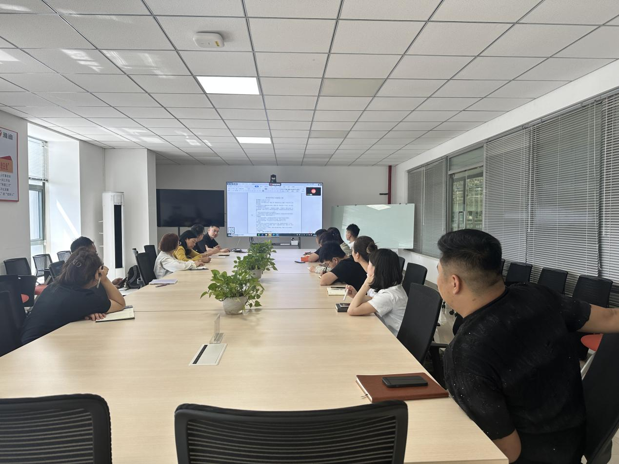 数智商学院赴雅迪重庆基地商讨产教融合工坊建设