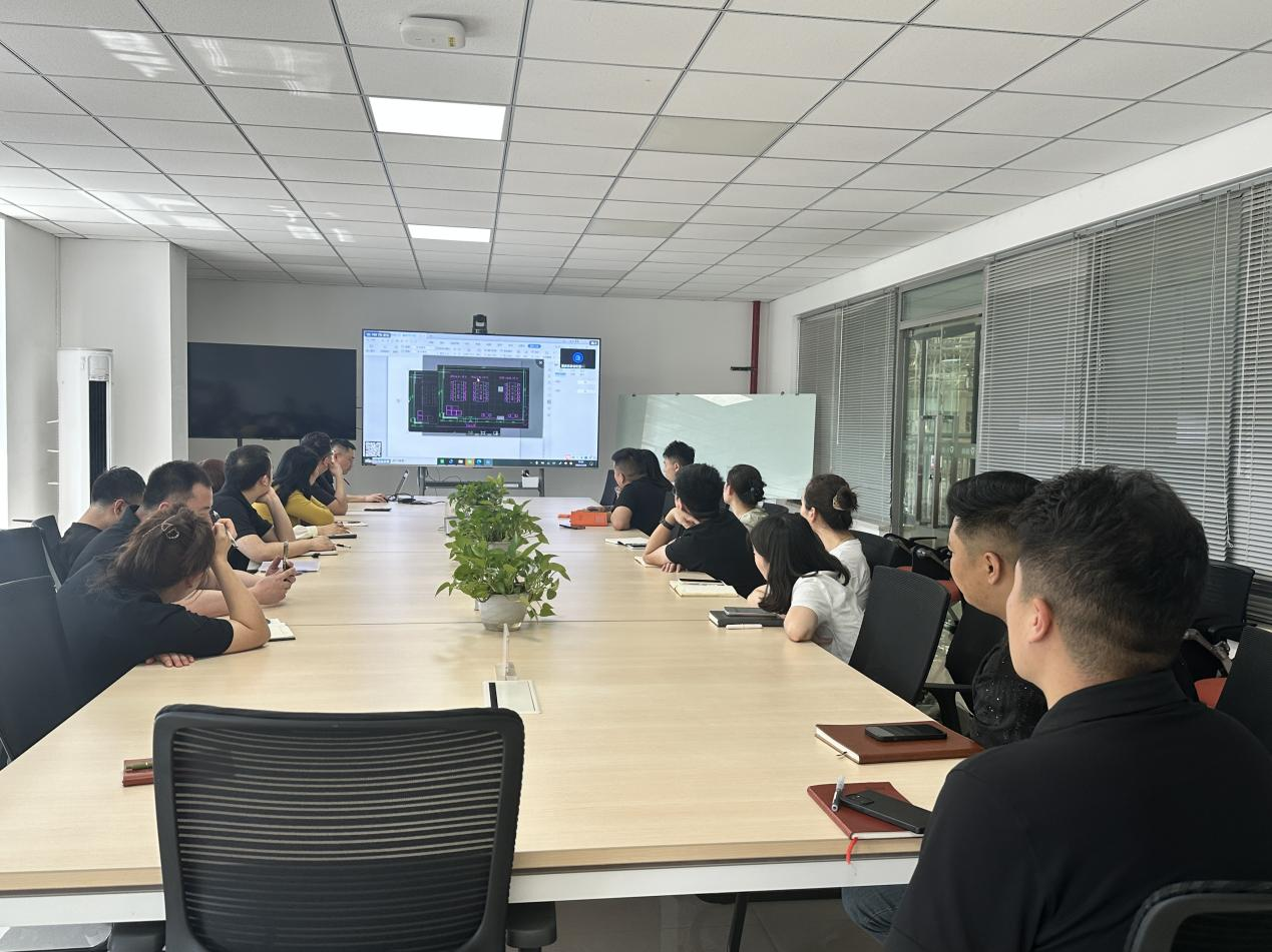 图片2 图片2