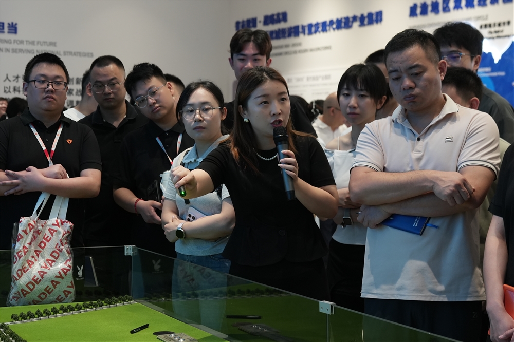我校2026年新入职教职工培训顺利开班