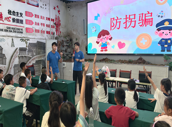 图片12 图片12